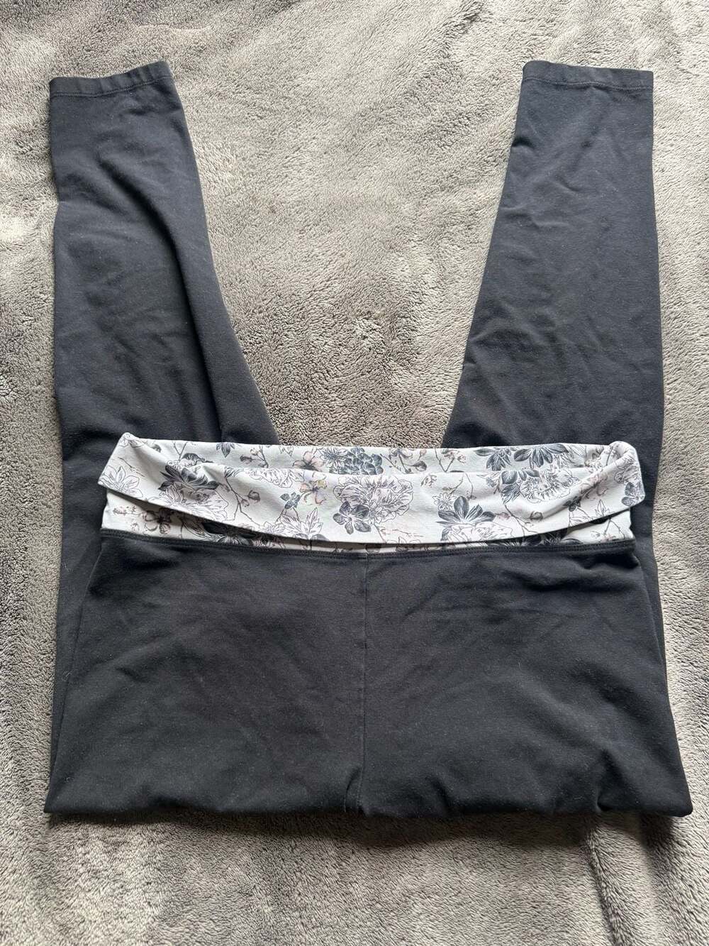 Victoria's Secret Black Fold Over Yoga Leggings with Floral Waistband